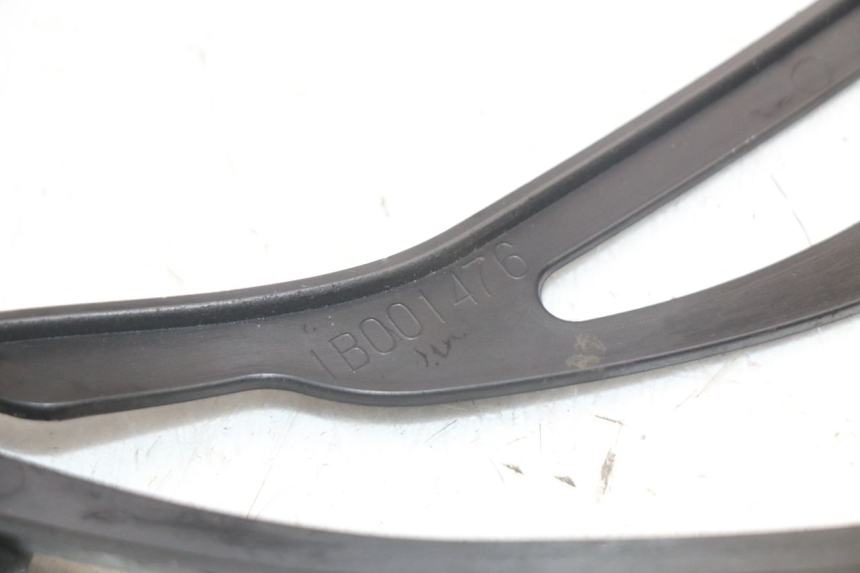 photo de HEADLIGHT BRACKET PIAGGIO MP3 HPE 350 (2018 - 2020) - Technical close-up