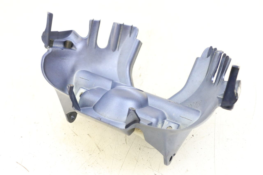 photo de HEADLIGHT BRACKET APRILIA SCARABEO GT 125 (1999 - 2007) - Zoom on usage condition