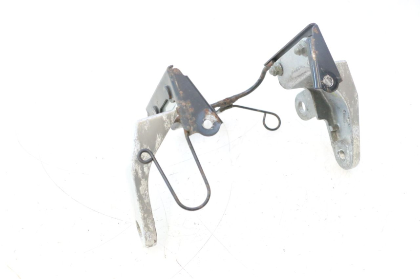 photo de HEADLIGHT BRACKET YAMAHA XJR 1300 (1998 - 2002) - Surface and material condition