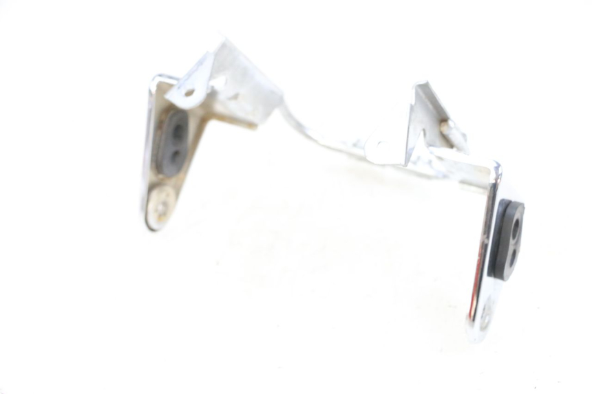 photo de HEADLIGHT BRACKET KAWASAKI ZR 7 750 (1999 - 2004) - Product overview