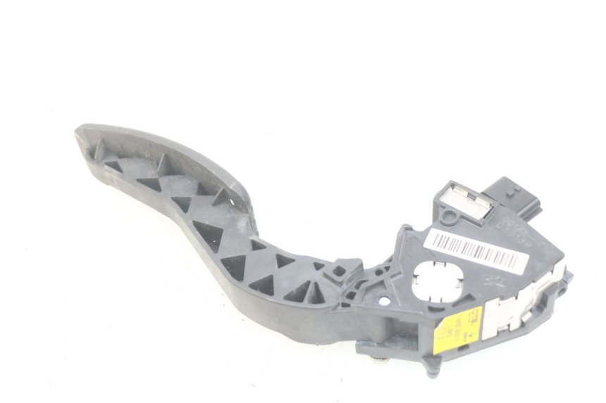 photo de ACCELERATOR PEDAL RENAULT TWIZY 45 (2012 - 2019) - Alternative perspective