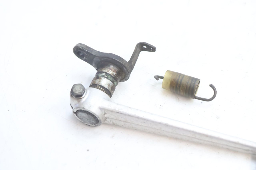 photo de BRAKE PEDAL YAMAHA FJR 1300 (2001 - 2005) - Zoom on usage condition