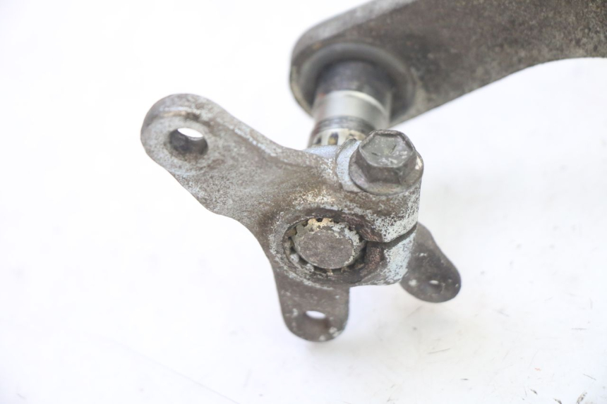 photo de BRAKE PEDAL SUZUKI GS GSE 500 (2001 - 2003) - Fixing points details