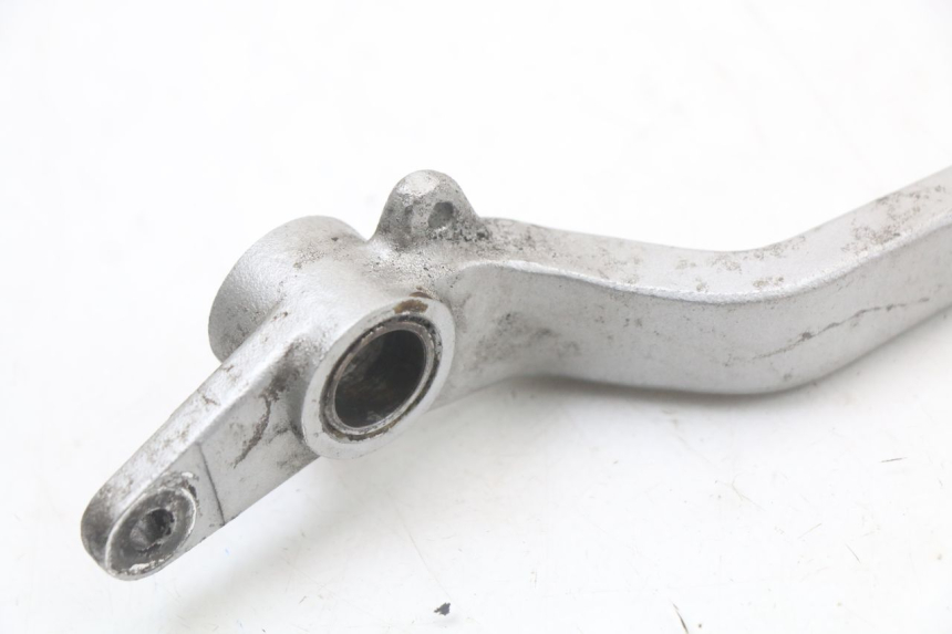 photo de BRAKE PEDAL HYOSUNG GTR 125 (2006 - 2008) - Zoom on usage condition