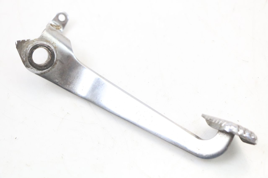 photo de BRAKE PEDAL SUZUKI GZ MARAUDER 125 (1998 - 2004) - Technical close-up