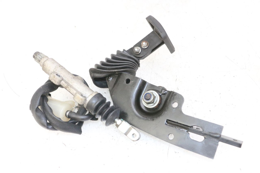 photo de BRAKE PEDAL PIAGGIO IE MP3 YOURBAN 300 (2011 - 2016) - Zoom on usage condition