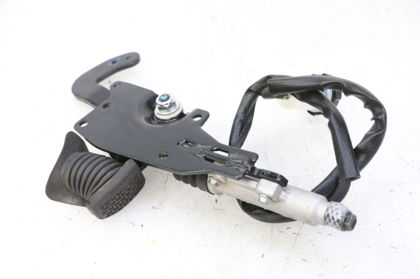 photo de BRAKE PEDAL PIAGGIO MP3 HPE 310 (2024 - 2025) - Alternative perspective