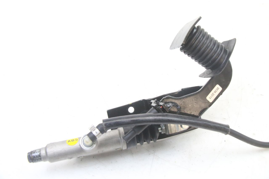 photo de BRAKE PEDAL PIAGGIO MP3 500 (2014 - 2017) - Zoom on usage condition