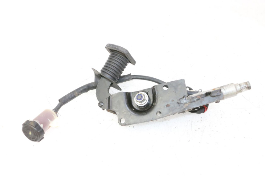 photo de BRAKE PEDAL PIAGGIO MP3 RL 250 (2006 - 2010) - Zoom on usage condition