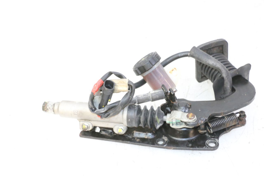 photo de BRAKE PEDAL PIAGGIO MP3 RL 250 (2006 - 2010) - Technical close-up