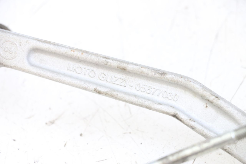 photo de BRAKE PEDAL MOTO GUZZI NORGE 8V GT 1200 (2011 - 2016) - Technical close-up