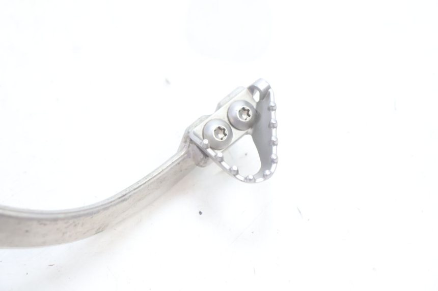 photo de BRAKE PEDAL KTM SX 85 (2018 - 2024) - Zoom on usage condition