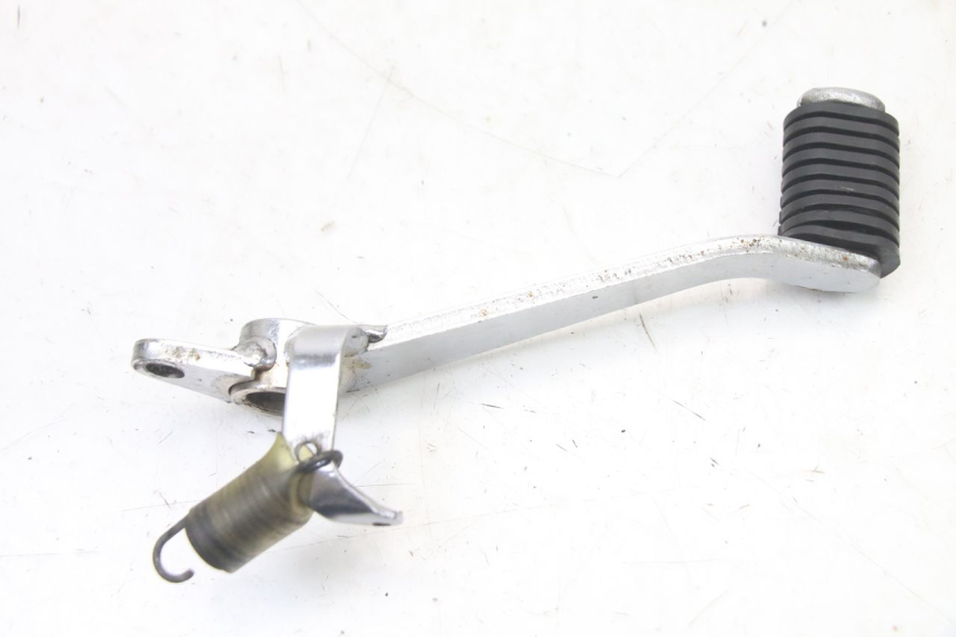 photo de BRAKE PEDAL YAMAHA FZS FAZER 600 (2001 - 2003) - Fixing points details