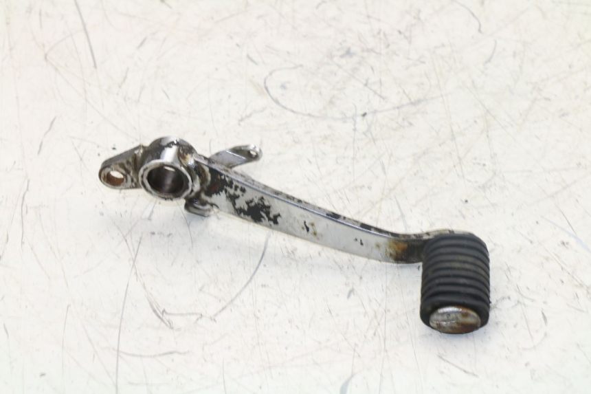 photo de BRAKE PEDAL YAMAHA FZS FAZER 600 (1998 - 2001) - Zoom on usage condition