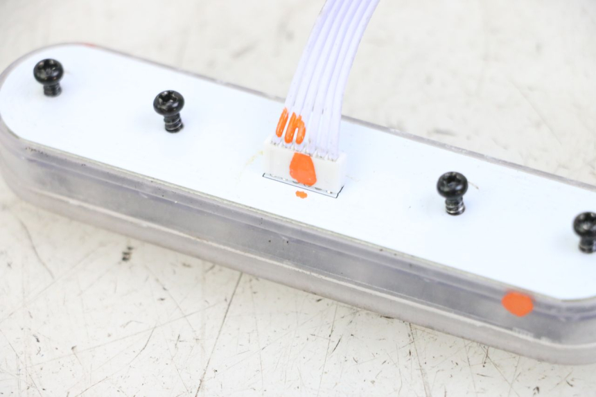 photo de FRONT HEADLIGHT URBANGLIDE 100XS 1 - Technical close-up