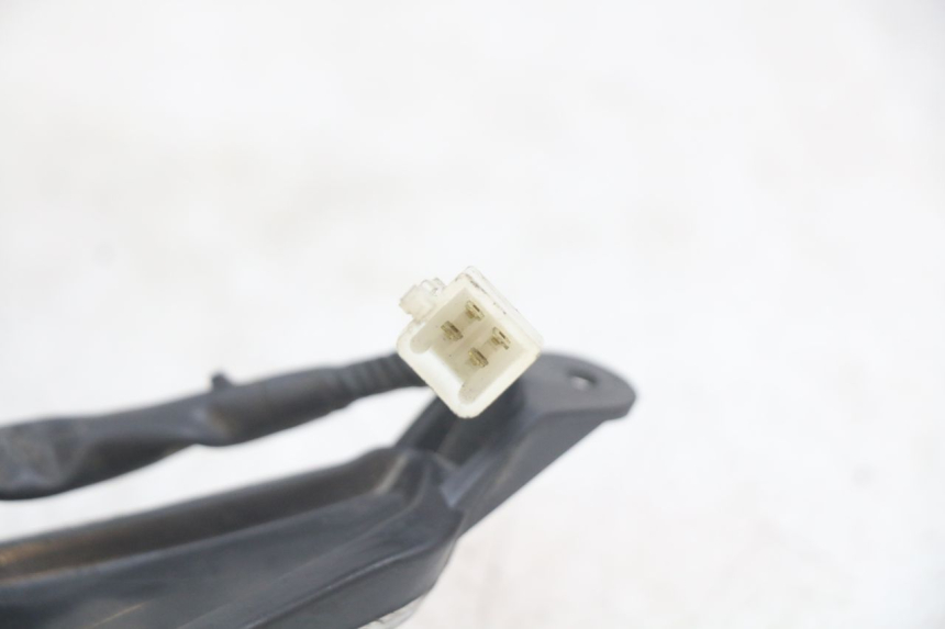 photo de FRONT HEADLIGHT KYMCO AGILITY 4T 50 (2005 - 2018) - Technical close-up