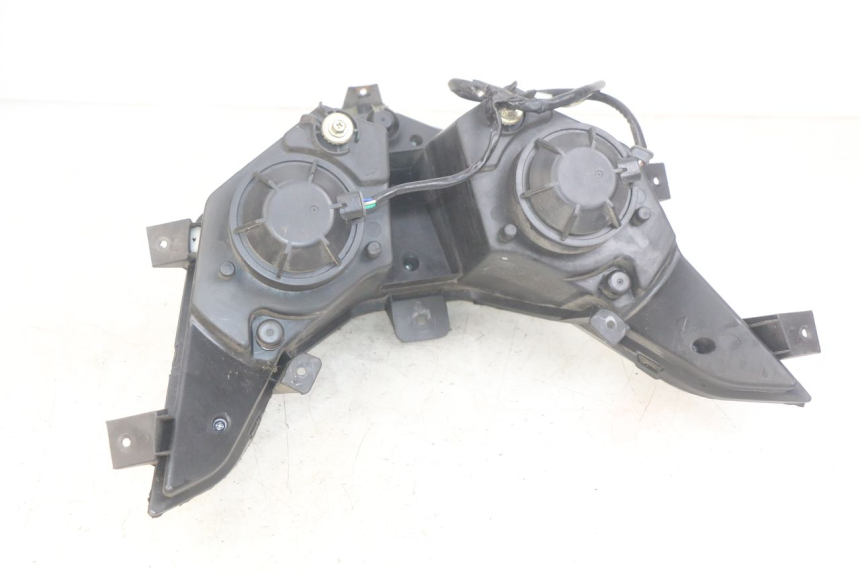 photo de FRONT HEADLIGHT NECO ALEXONE 125 (2017 - 2024) - Zoom on usage condition