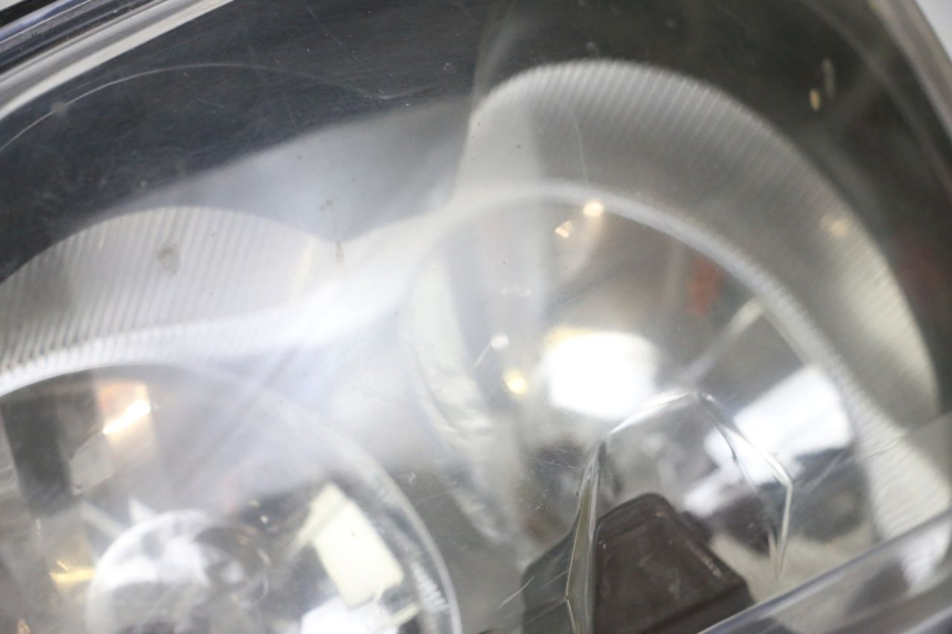 photo de FRONT HEADLIGHT MBK BOOSTER SPIRIT NAKED 50 (2004 - 2017) - Surface and material condition