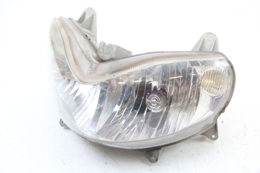 photo de FRONT HEADLIGHT SUZUKI BURGMAN 125 (2007 - 2014) - Zoom on usage condition