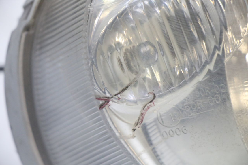 photo de FRONT HEADLIGHT SUZUKI BURGMAN 125 (2007 - 2014) - Zoom on usage condition