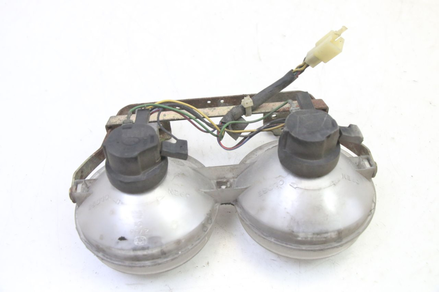 photo de HEADLIGHT YAMAHA BW'S 100 (1999 - 2002) - Fixing points details