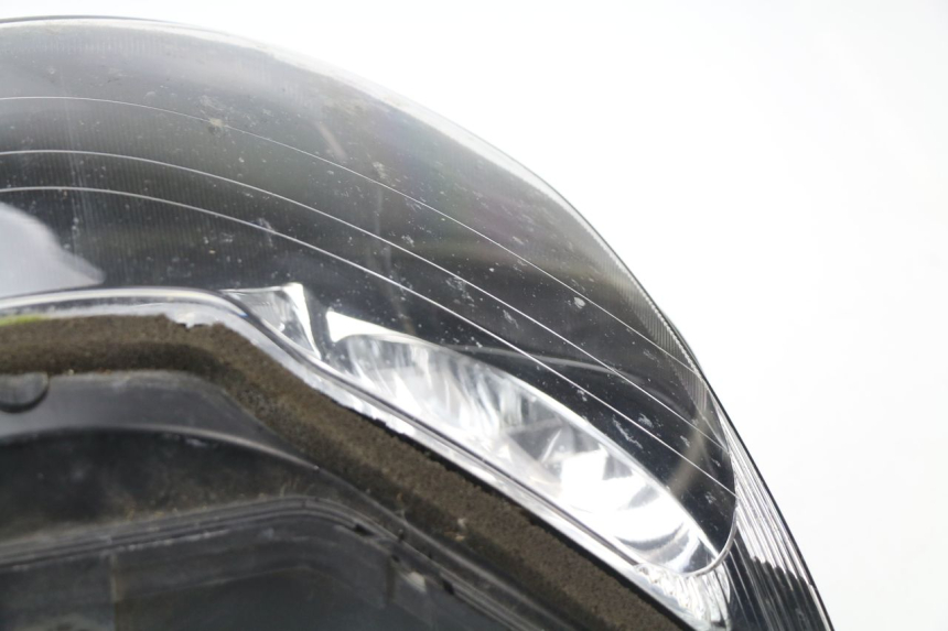 photo de HEADLIGHT HONDA CBR 929 RR FIREBLADE 900 (2000 - 2001) - Alternative perspective