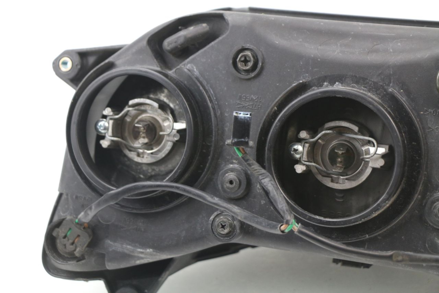 photo de HEADLIGHT HONDA CBR 929 RR FIREBLADE 900 (2000 - 2001) - Fixing points details