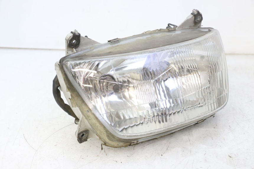 photo de HEADLIGHT HONDA CBR F SC25 1000 (1989 - 1992) - Distinctive features