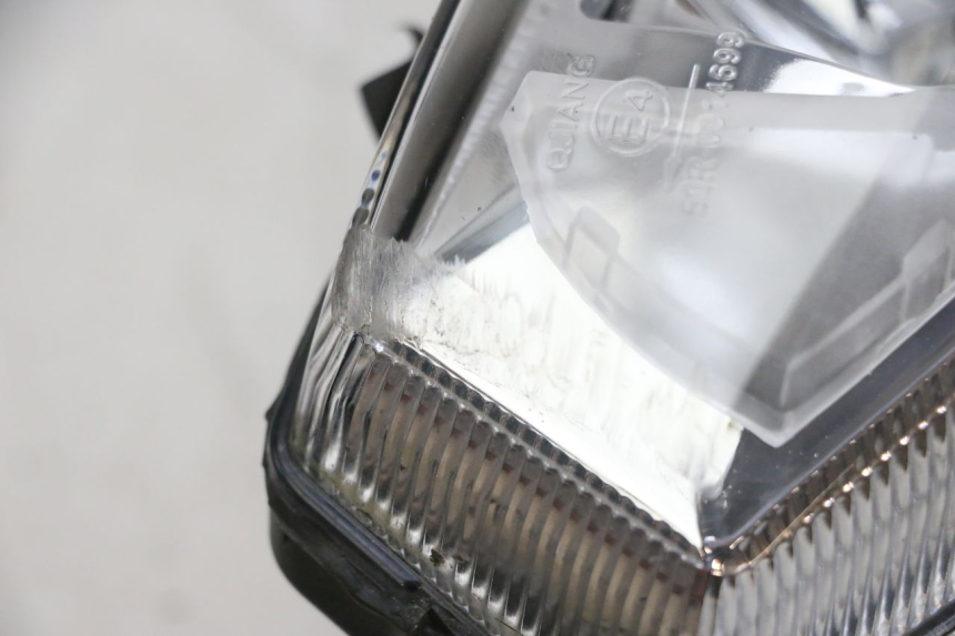 photo de HEADLIGHT KSR CODE 125 (2018 - 2020) - Distinctive features