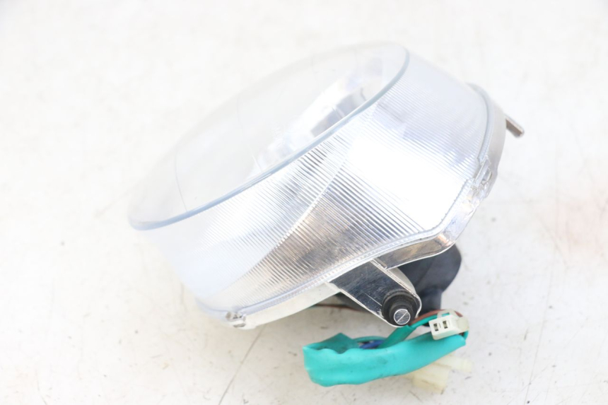 photo de FRONT HEADLIGHT SYM CROX 4T 50 (2016 - 2023) - Surface and material condition