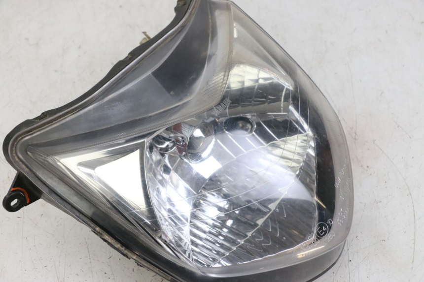 photo de FRONT HEADLIGHT YAMAHA CYGNUS X 125 (2004 - 2007) - Distinctive features