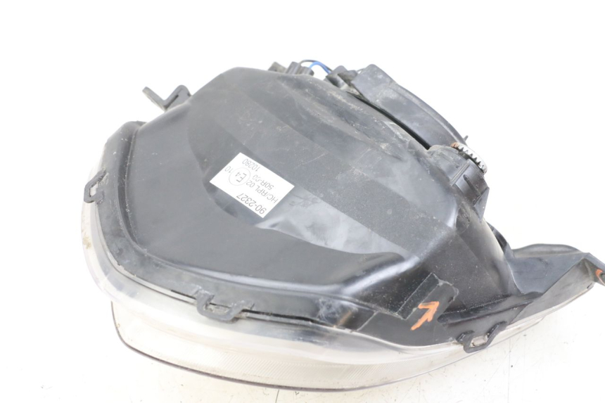 photo de FRONT HEADLIGHT YAMAHA CYGNUS X 125 (2004 - 2007) - Alternative perspective