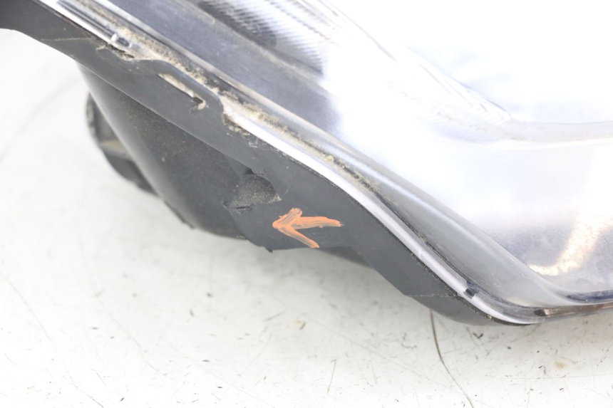 photo de FRONT HEADLIGHT YAMAHA CYGNUS X 125 (2004 - 2007) - Markings and original references