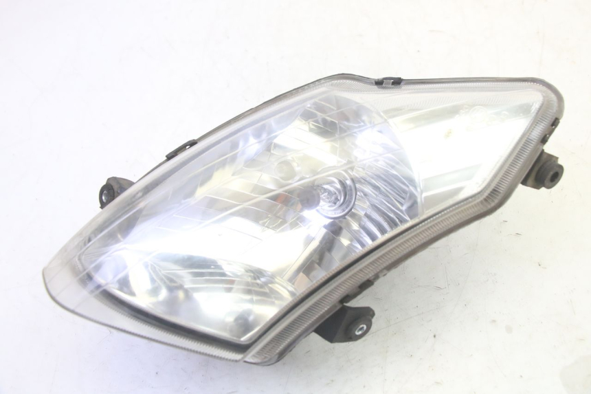 photo de RIGHT HEADLIGHT ADIVA AD3 300 (2014 - 2020) - Technical close-up