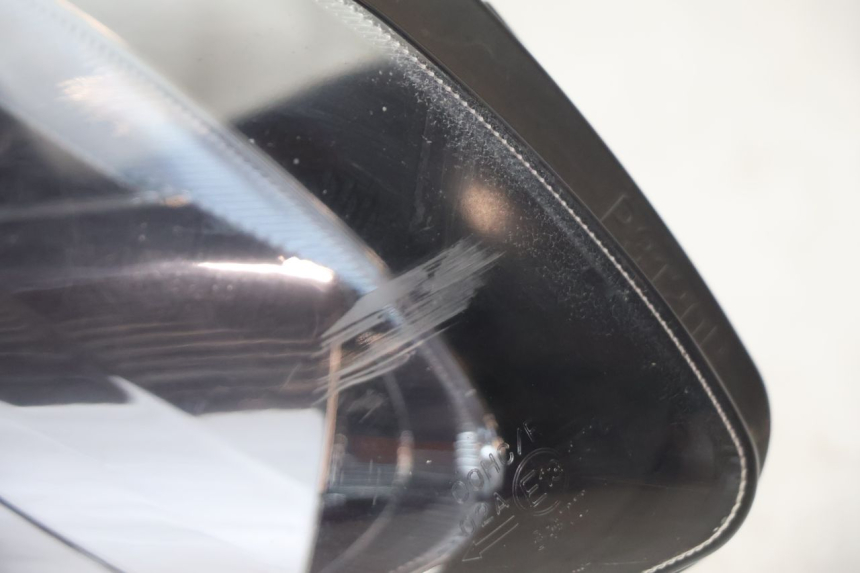 photo de RIGHT HEADLIGHT SUZUKI BURGMAN EXECUTIVE ABS 650 (2006 - 2012) - Component detail