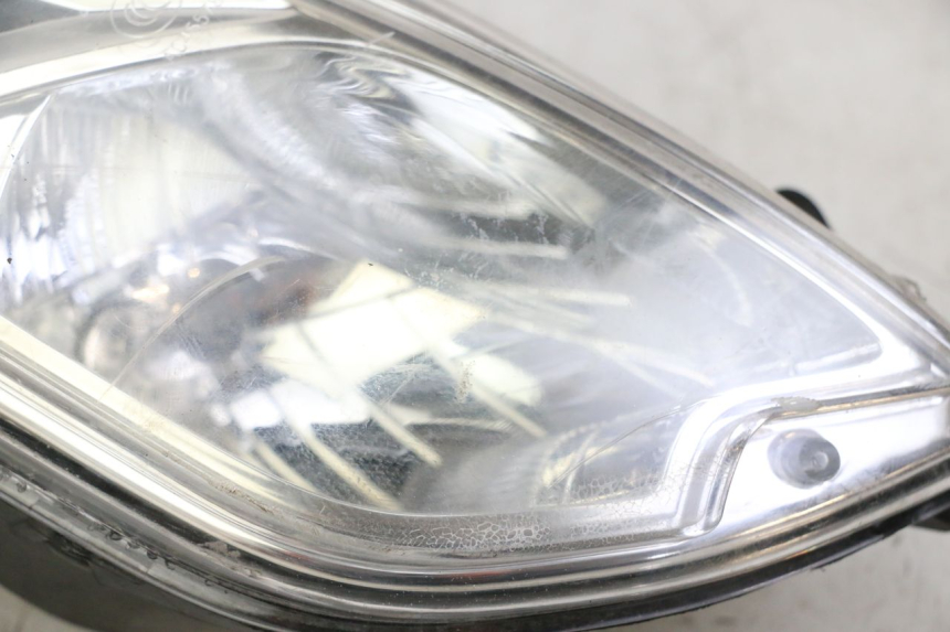 photo de RIGHT FRONT HEADLIGHT PEUGEOT CITYSTAR 50 (2013 - 2017) - Component zoom