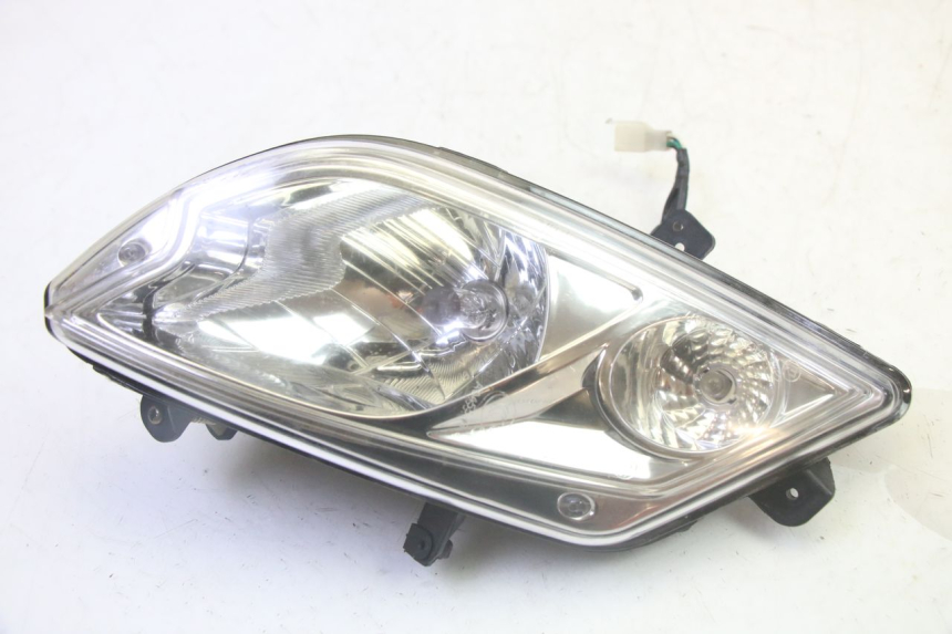 photo de RIGHT FRONT HEADLIGHT PEUGEOT CITYSTAR 50 (2013 - 2017) - Main view