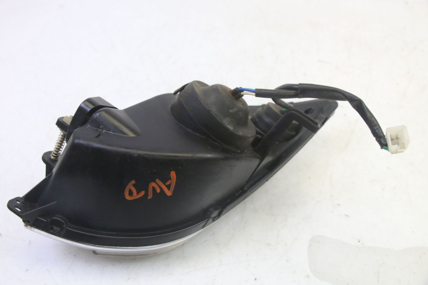 photo de RIGHT FRONT HEADLIGHT PEUGEOT CITYSTAR 50 (2013 - 2017) - Fixing points details