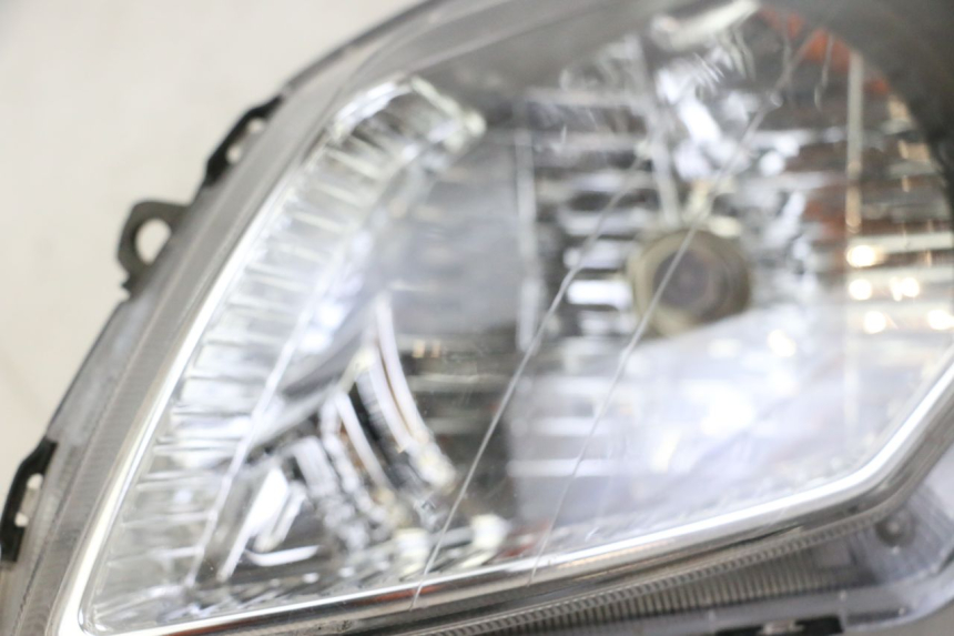 photo de RIGHT HEADLIGHT SYM JOYMAX 125 (2010 - 2017) - Distinctive features