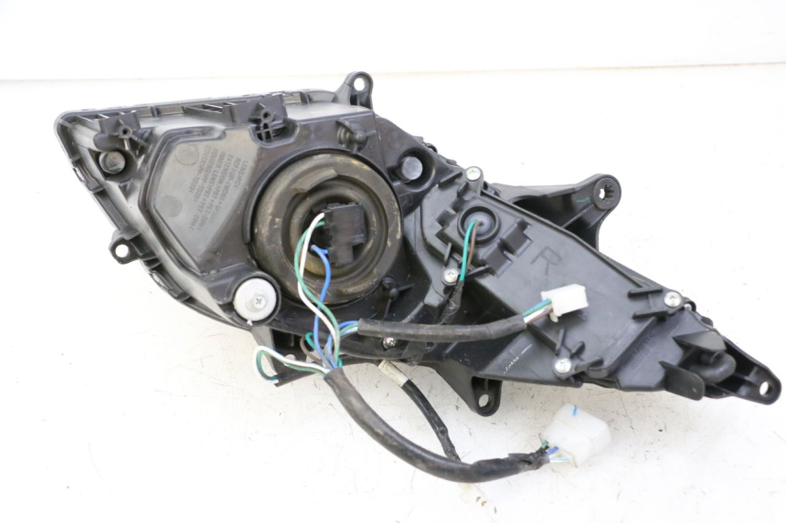photo de RIGHT HEADLIGHT SYM JOYMAX 125 (2010 - 2017) - Technical close-up