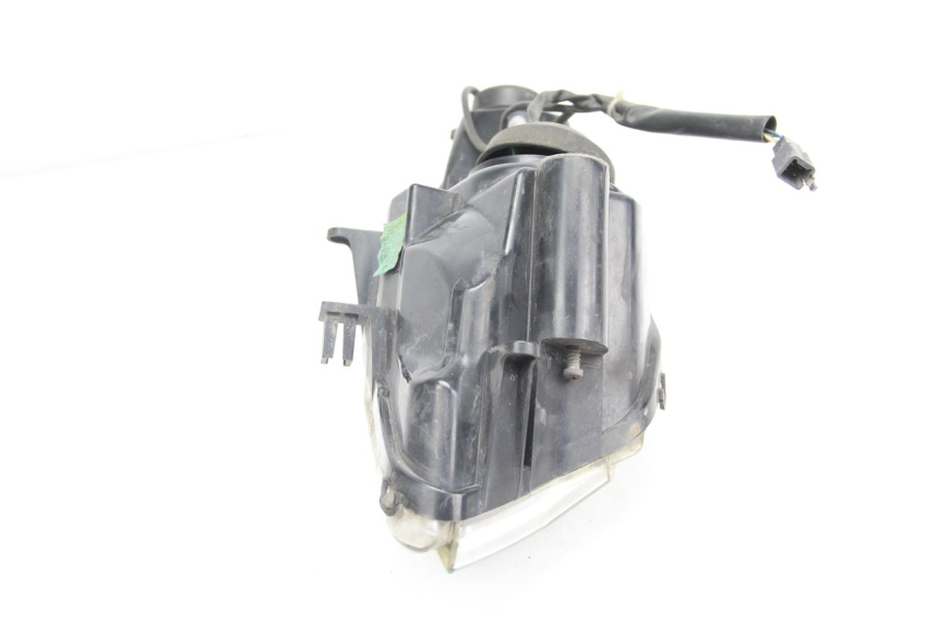 photo de RIGHT FRONT HEADLIGHT PEUGEOT SATELIS 125 (2006 - 2009) - Alternative perspective