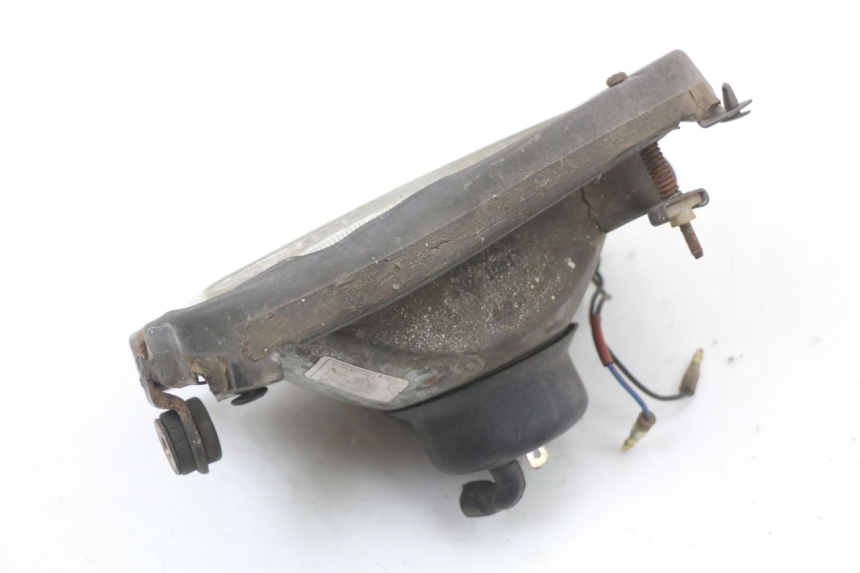 photo de HEADLIGHT YAMAHA DTLC 125 (1982 - 1987) - Zoom on usage condition