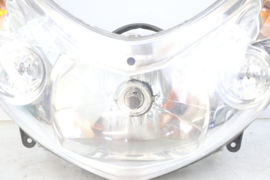 photo de HEADLIGHT PEUGEOT ELYSTAR 125 (2002 - 2007) - High-resolution close-up