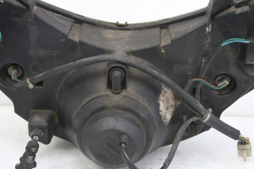 photo de FRONT HEADLIGHT PEUGEOT ELYSTAR 50 (2002 - 2014) - Distinctive features