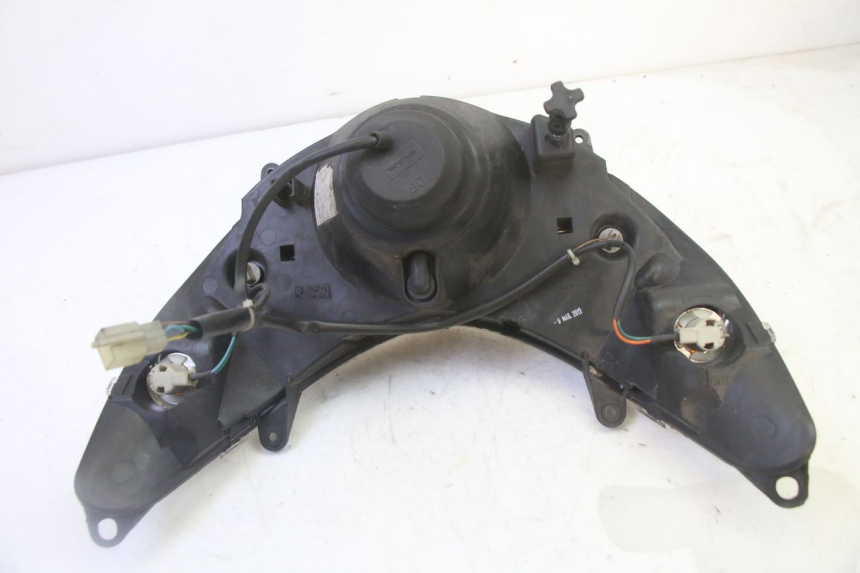 photo de FRONT HEADLIGHT PEUGEOT ELYSTAR 50 (2002 - 2014) - Markings and original references