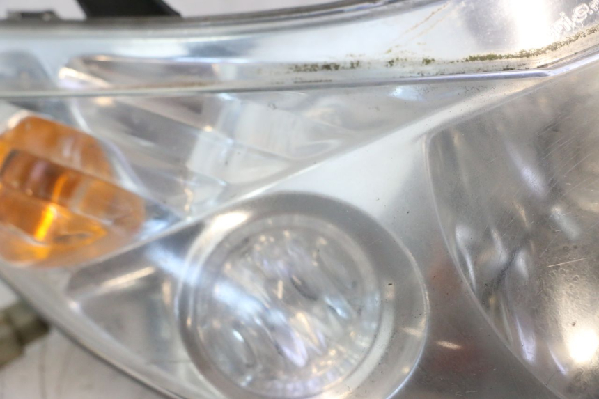 photo de FRONT HEADLIGHT PEUGEOT ELYSTAR 50 (2002 - 2014) - Supplementary product photo