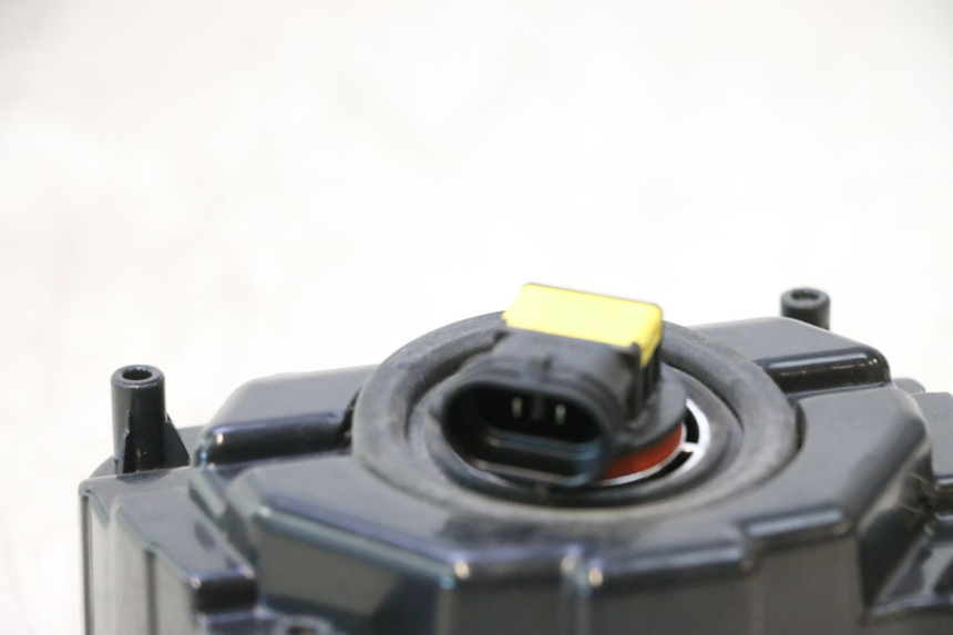 photo de HEADLIGHT ASKOLL ESPRO 1 - Alternative perspective