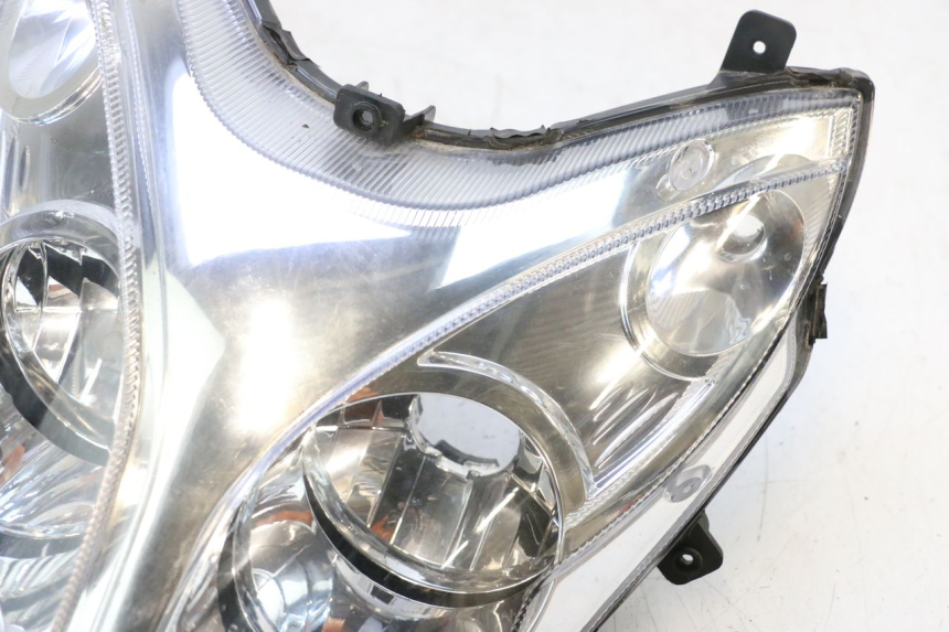photo de HEADLIGHT KEEWAY F-ACT FACT EVO 50 (2020 - 2026) - Surface and material condition