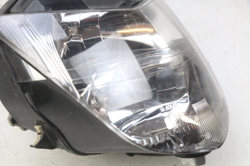 photo de FRONT HEADLIGHT HONDA FES PANTHEON 2T 125 (1998 - 2002) - Component detail