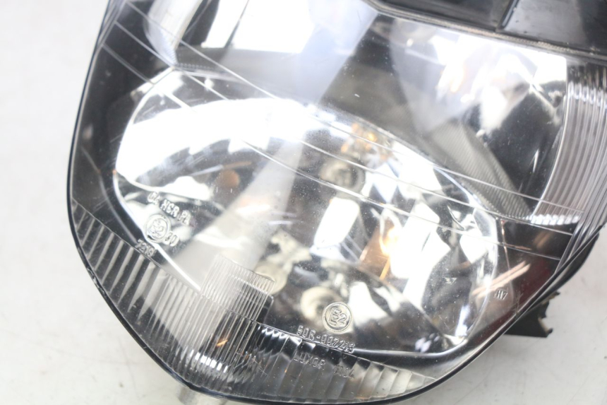 photo de FRONT HEADLIGHT HONDA FES PANTHEON 2T 125 (1998 - 2002) - Alternative perspective